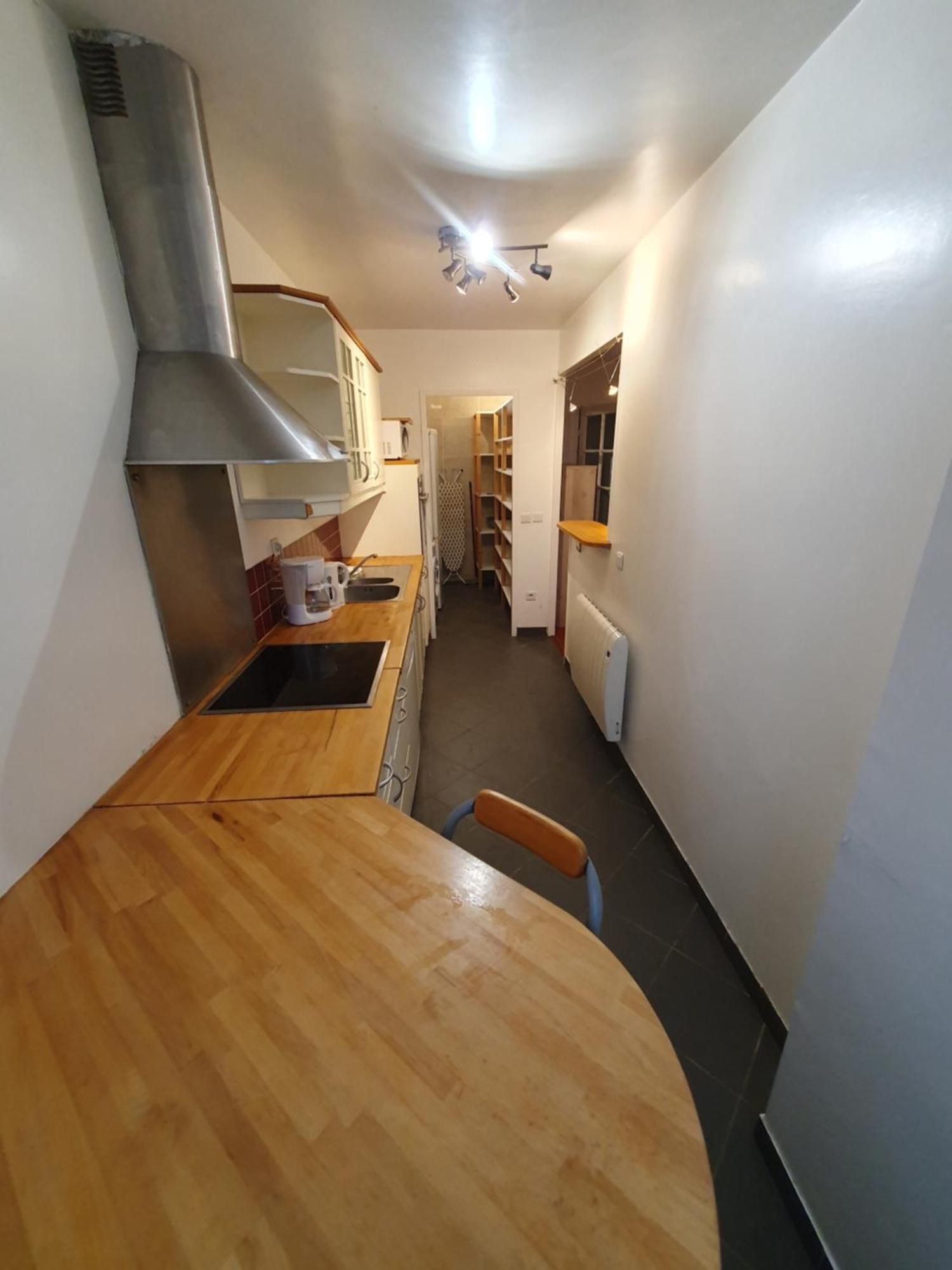 F3 Avec Balcon 5 Min Gare Sqy Et Parking Gratuit Apartment Guyancourt Ngoại thất bức ảnh